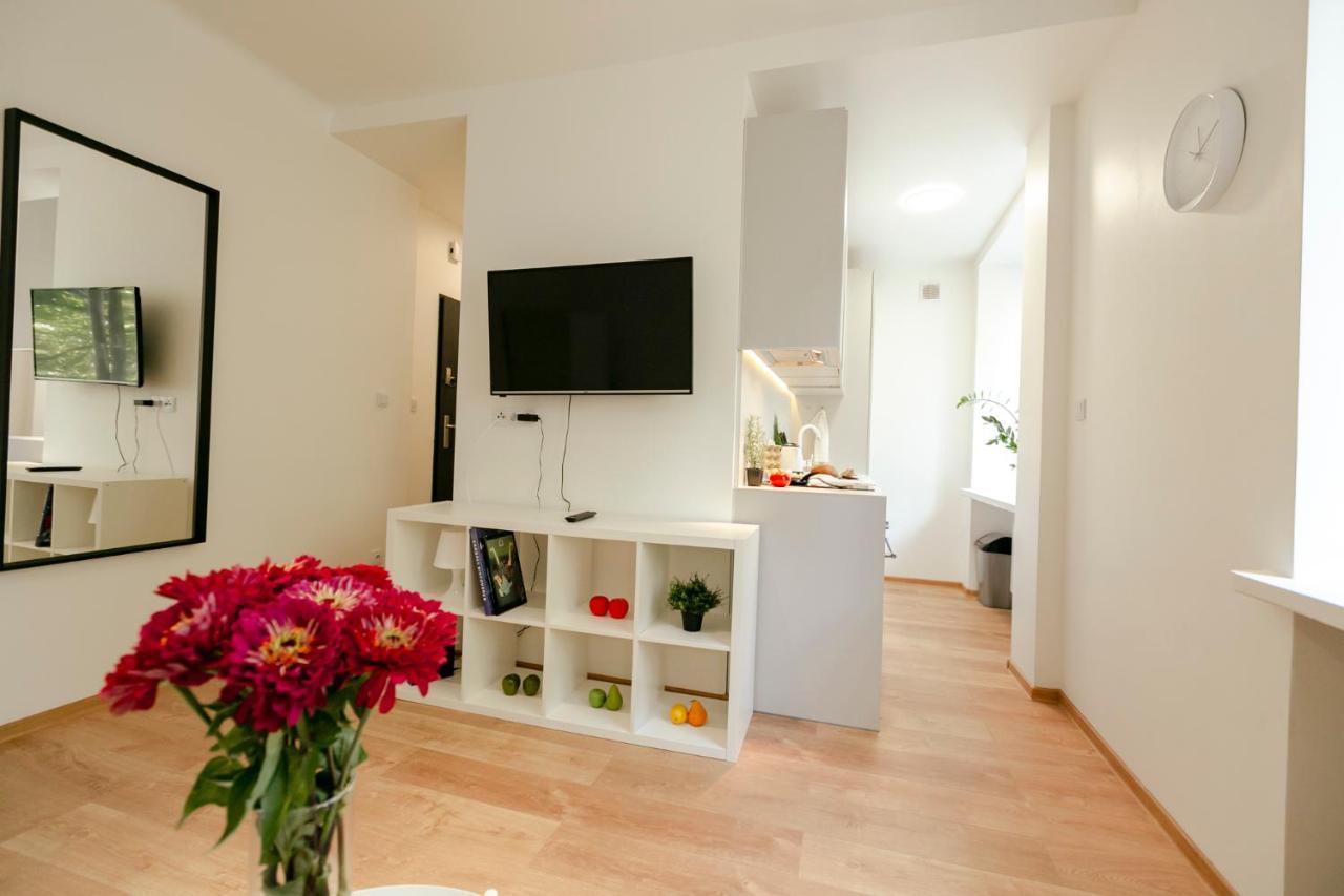 Jana Pawla II 36 - Bezplatny Podziemny Garaz - Free Parking - W Pelni Wyposazone Studio - Better Rental Warsaw Ngoại thất bức ảnh